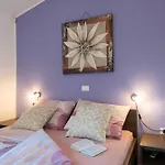 Zara Villa *