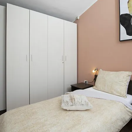 Zara Villa